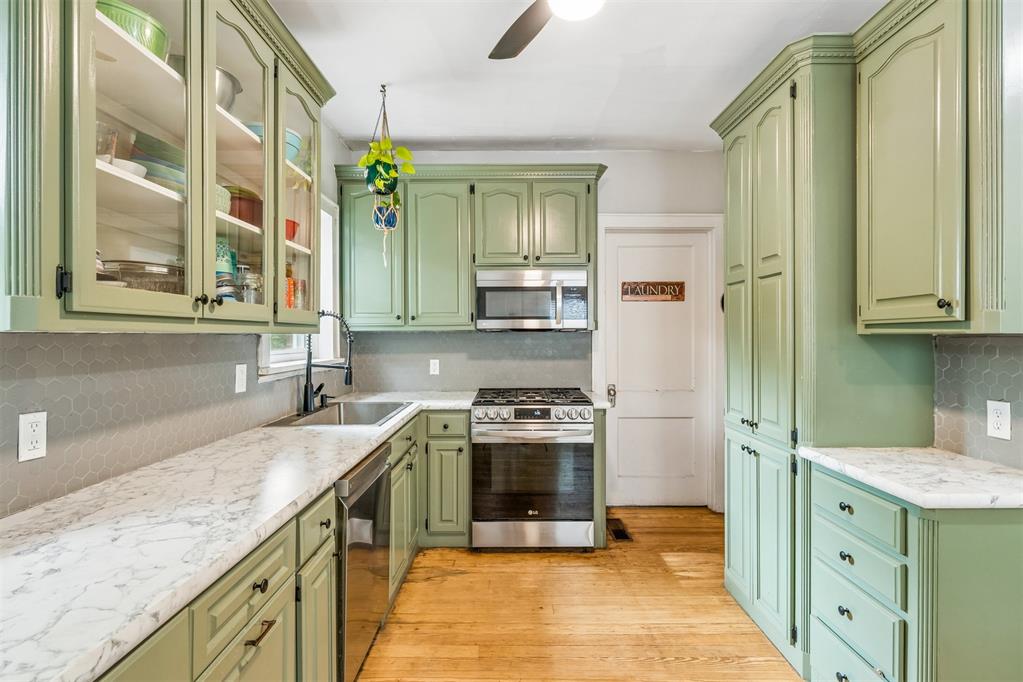 702 S Williams Avenue Property Photo 6
