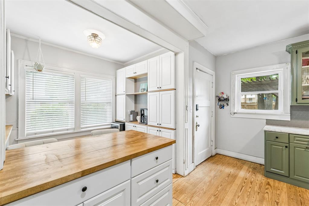 702 S Williams Avenue Property Photo 15