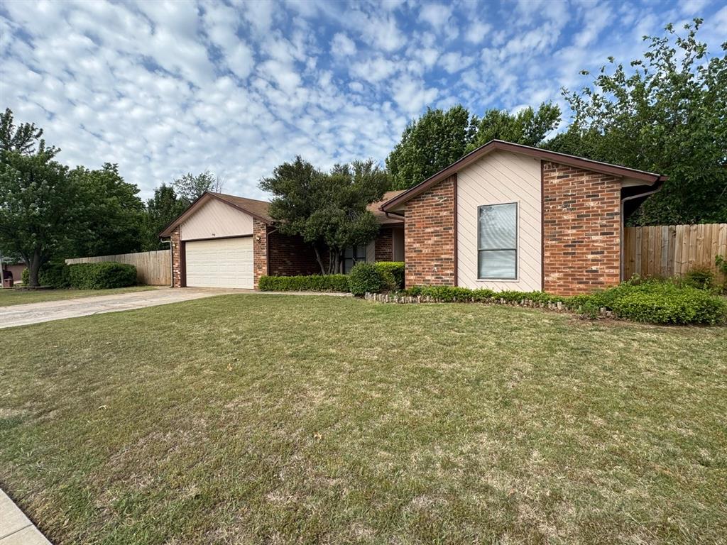 10501 Cecilia Drive Property Photo 2