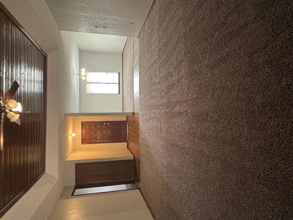 10501 Cecilia Drive Property Photo 3