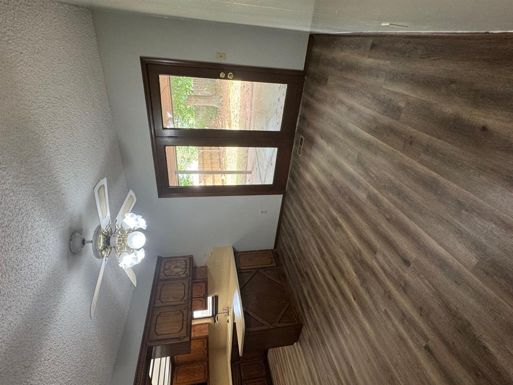 10501 Cecilia Drive Property Photo 8