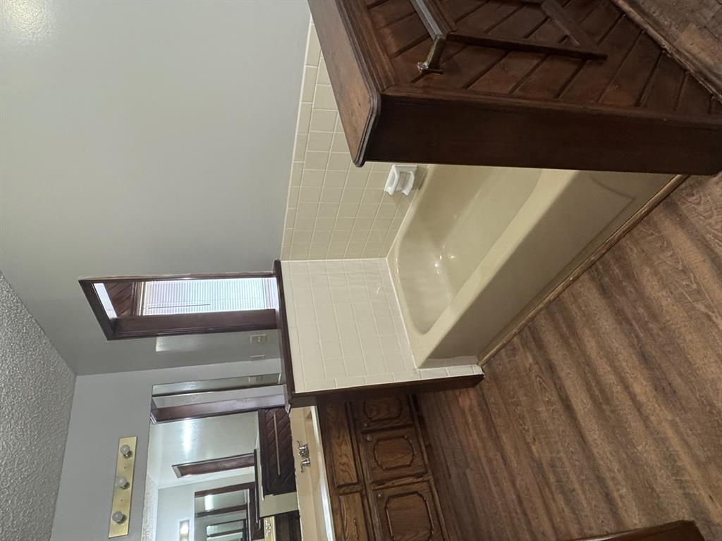 10501 Cecilia Drive Property Photo 11
