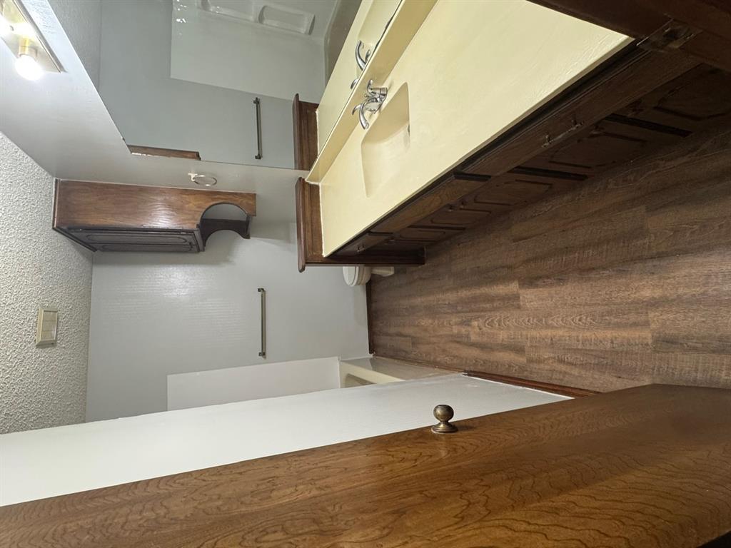 10501 Cecilia Drive Property Photo 18
