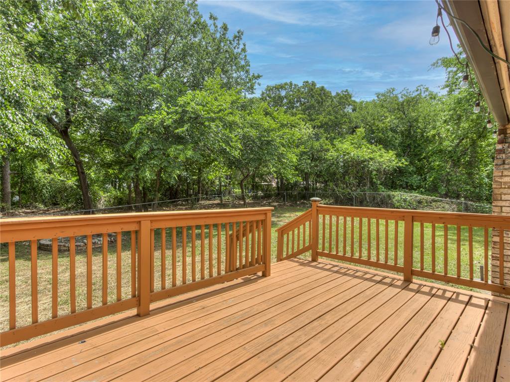 9404 Red Oak Lane Property Photo 32