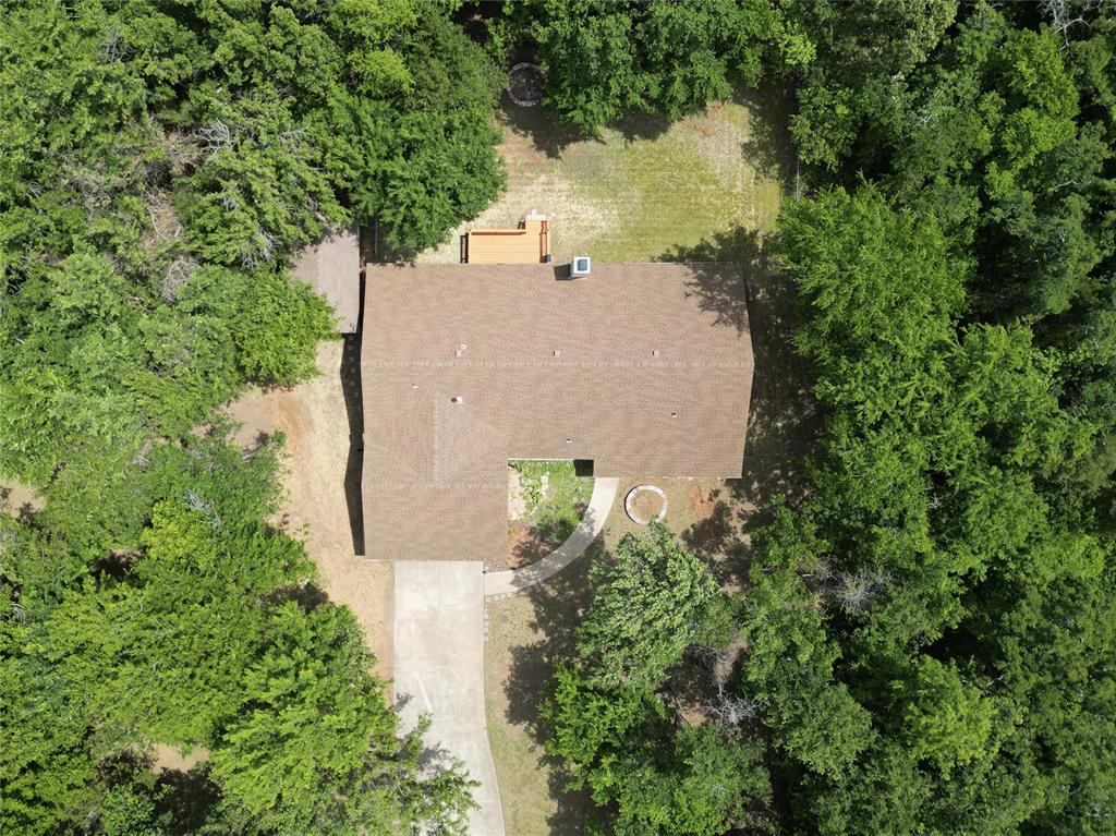9404 Red Oak Lane Property Photo 36
