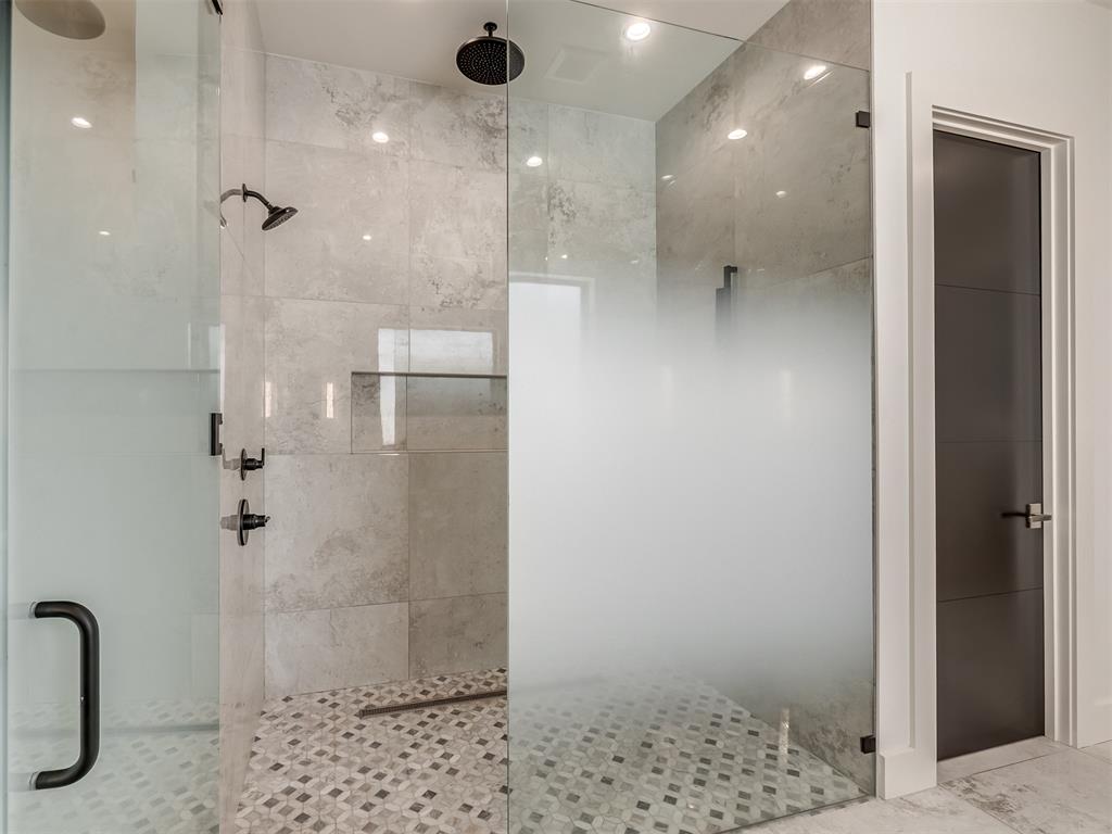 15613 Woodleaf Lane Property Photo 26