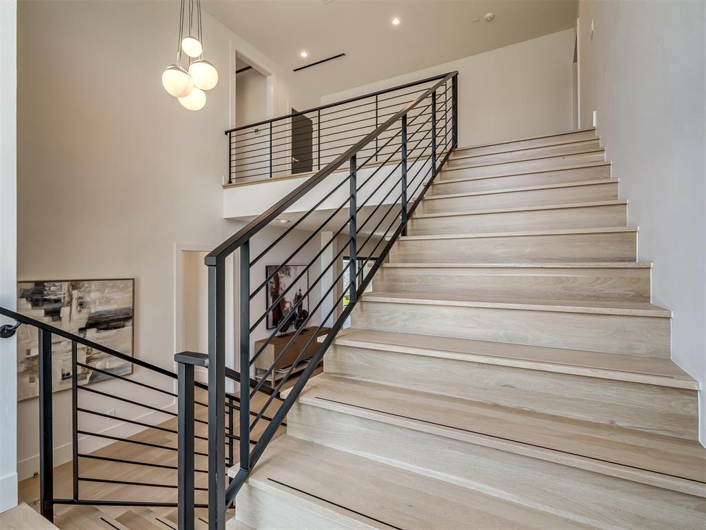 15613 Woodleaf Lane Property Photo 35