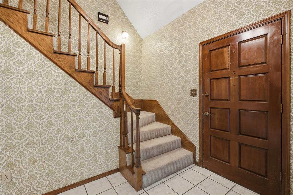 9512 S Blackwelder Avenue Property Photo 10