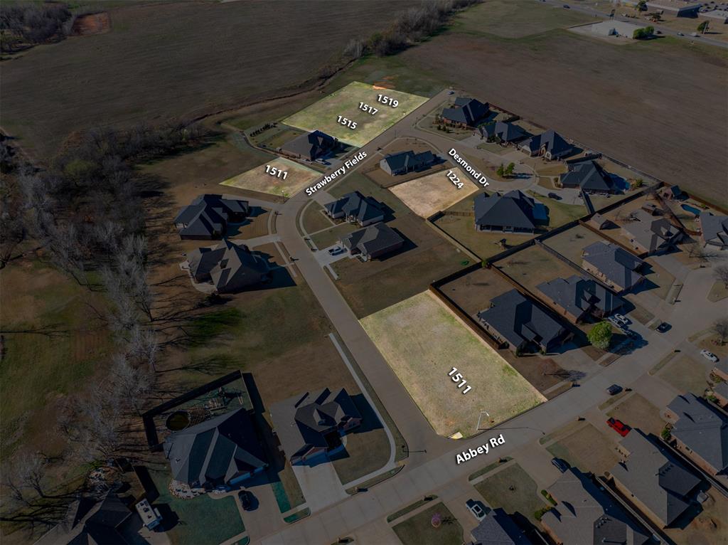 1511 Strawberry Fields Property Photo 24