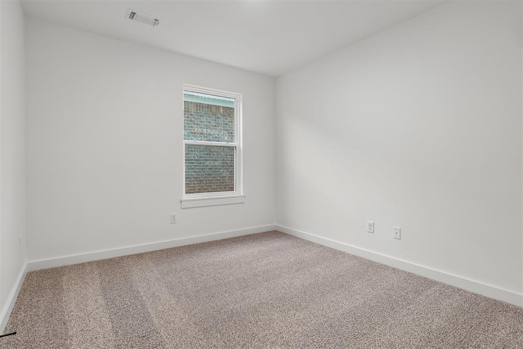 8809 Spruce Street Property Photo 17