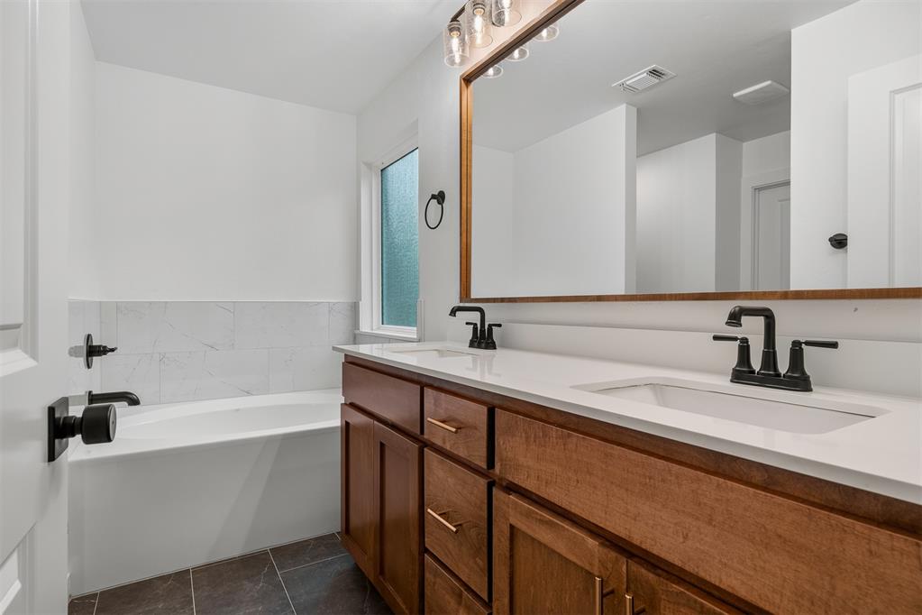8809 Spruce Street Property Photo 26