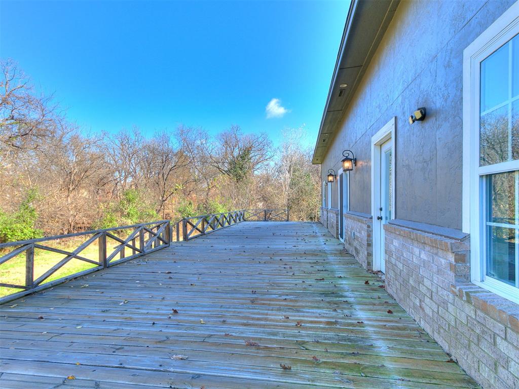 3875 E Waterloo Road Property Photo 6