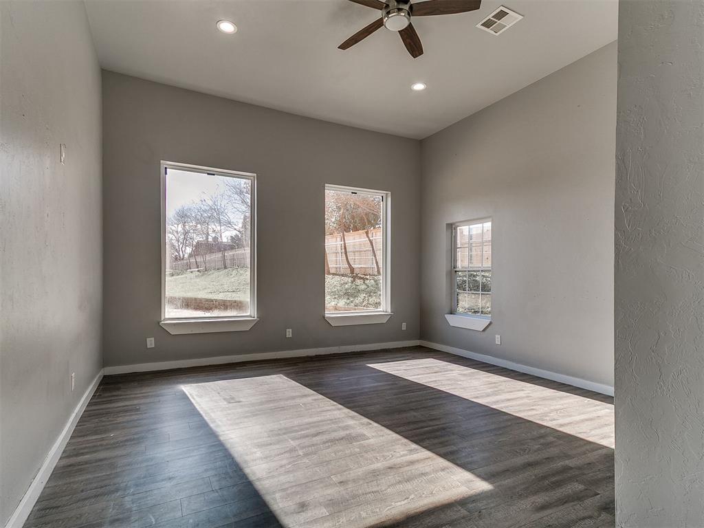 3875 E Waterloo Road Property Photo 15