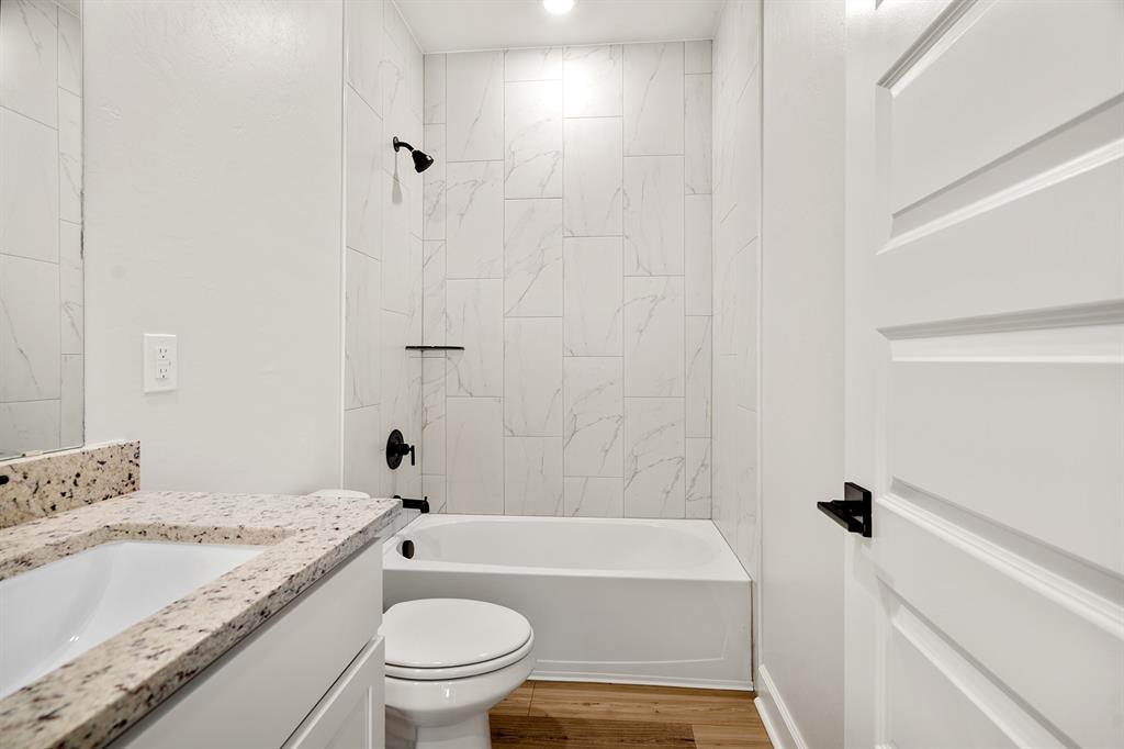 3120 Adelyn Terrace Property Photo 15
