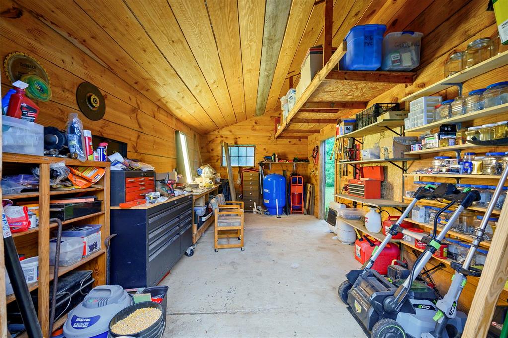 1037 River Bluff Road Property Photo 7