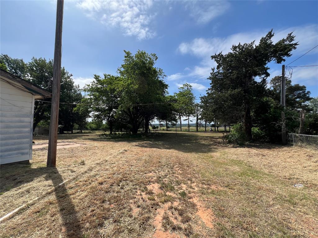 19117 Park Road Property Photo 5
