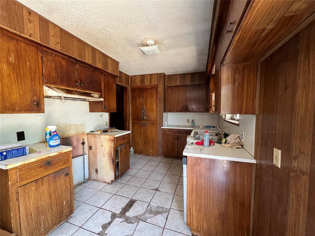 19117 Park Road Property Photo 17