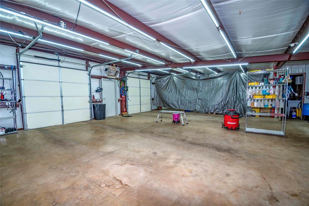 1102 E 1st Street Property Photo 14