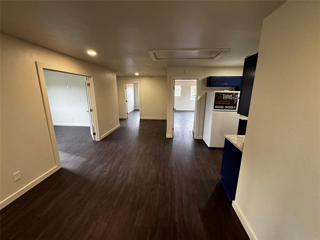 8121 N Eastern Avenue Property Photo 17
