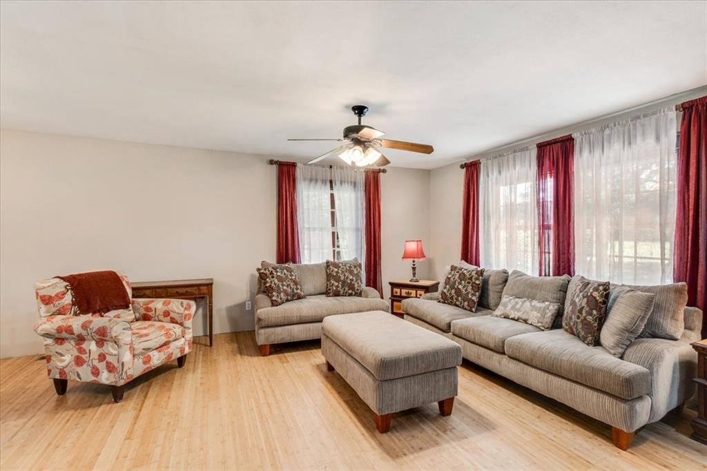 436595 State Highway 144 Property Photo 18