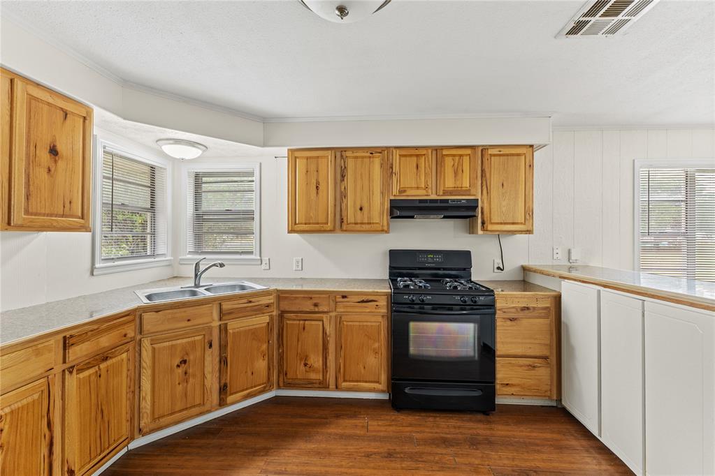 418 S 6th Street Property Photo 10