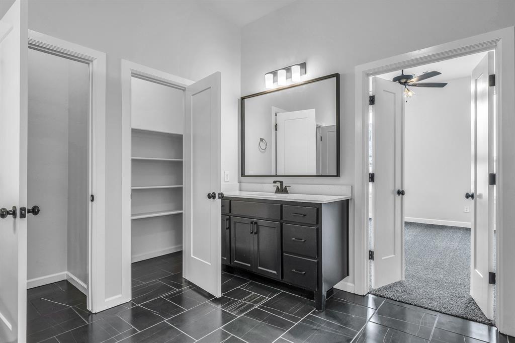 716 Argos Road Property Photo 32