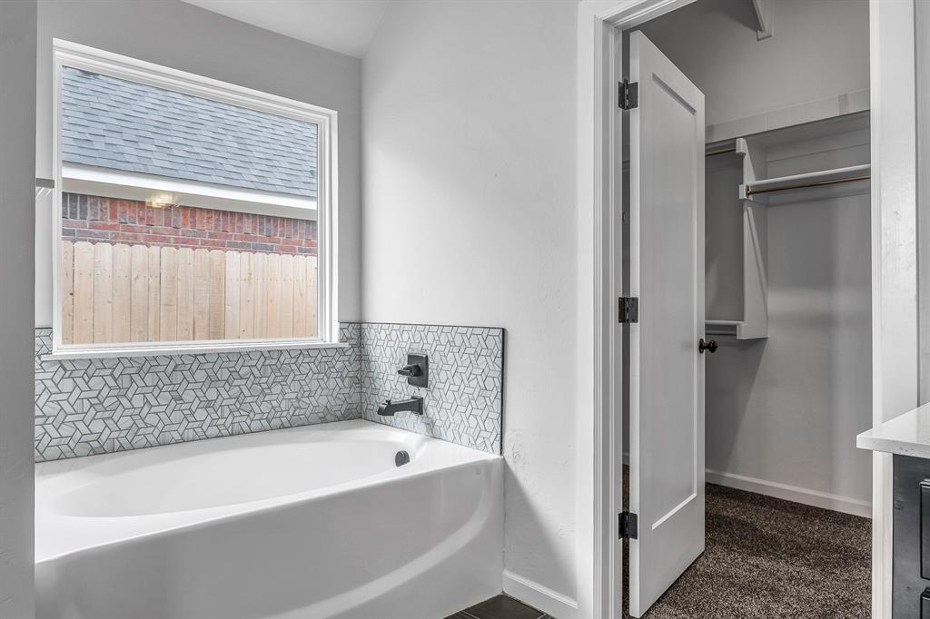 716 Argos Road Property Photo 34