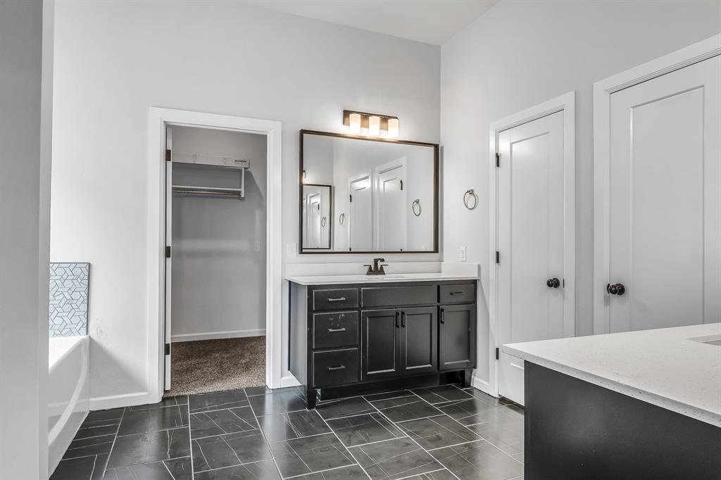 716 Argos Road Property Photo 35