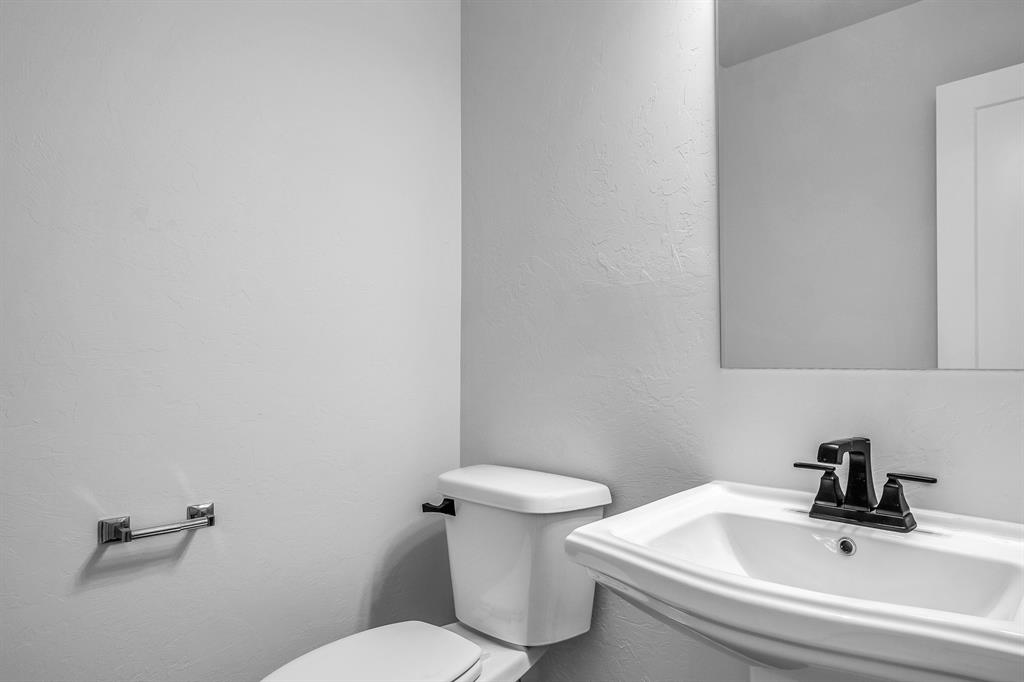716 Argos Road Property Photo 41