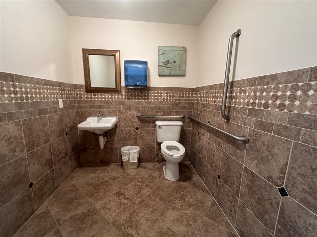 16557 Ne 23rd Street Property Photo 9