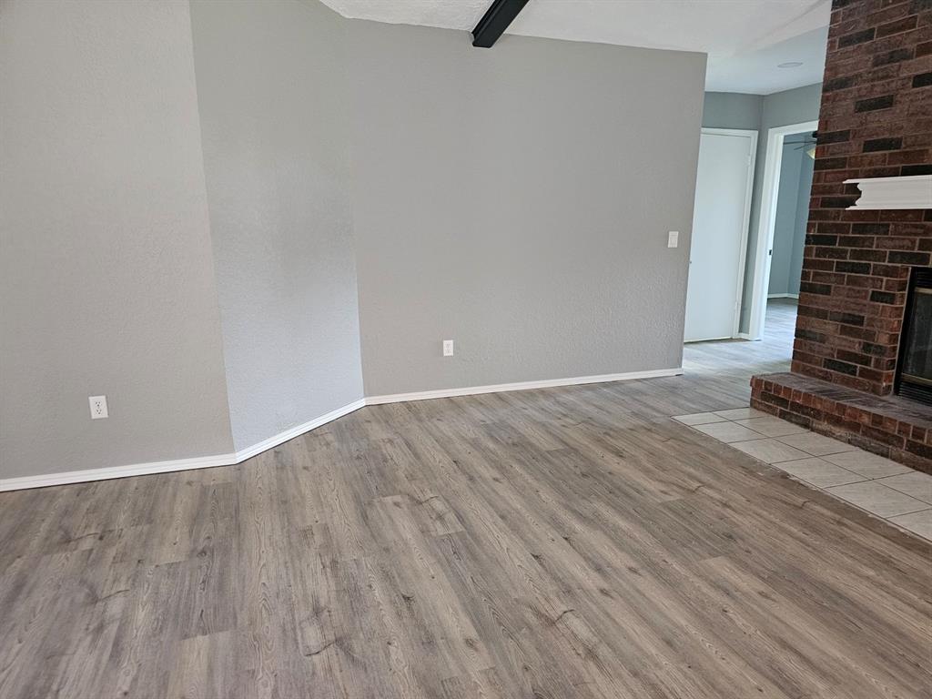 14304 S Brent Drive Property Photo 6