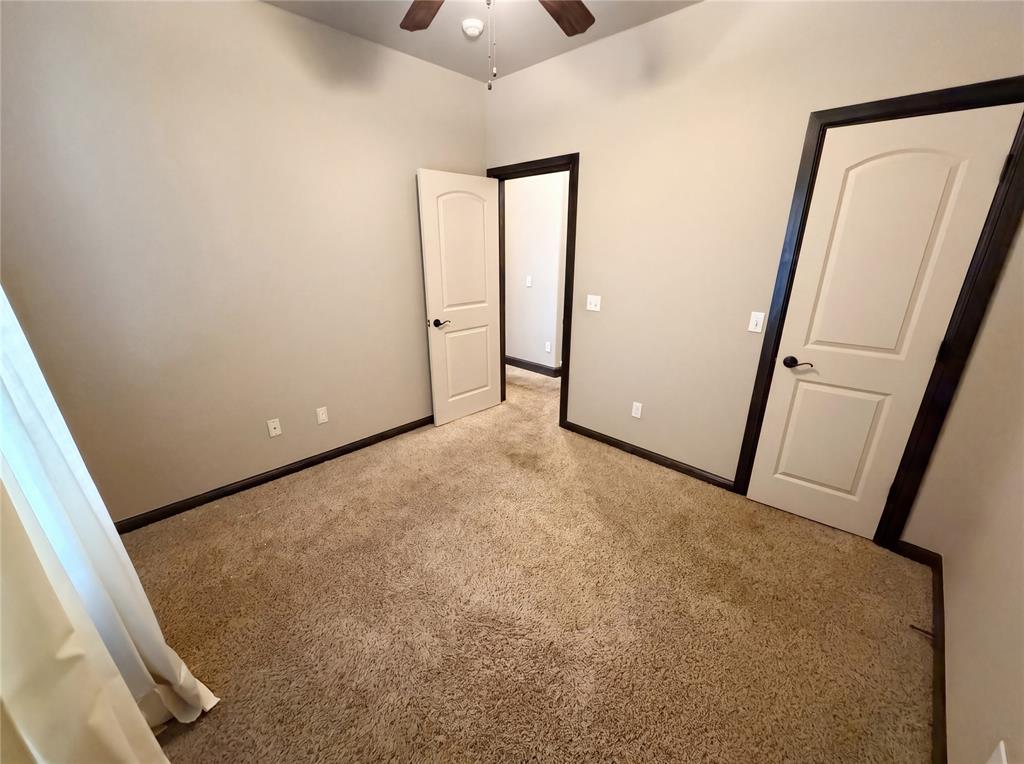 15941 Sky Run Drive Property Photo 11