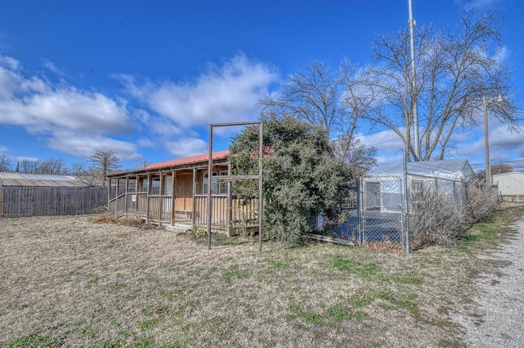 521 W Eel River Street Property Photo 4