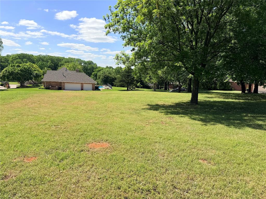 Eagles Nest Property Photo 6