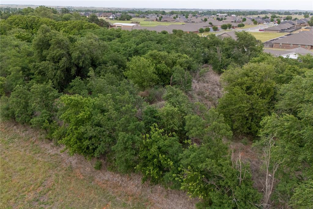 N Lawter Road Property Photo 8