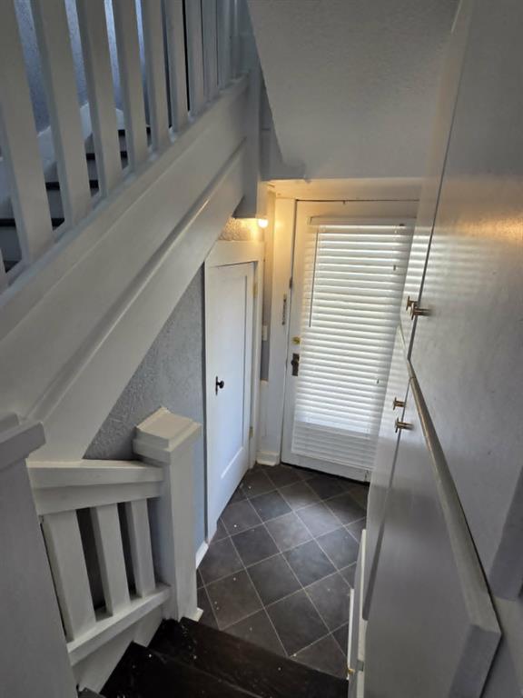210 Sw D Street Property Photo 8