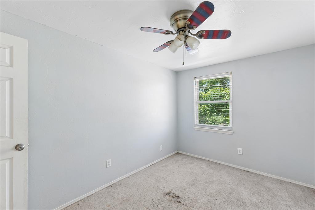 924 S Meadow Lane Property Photo 29