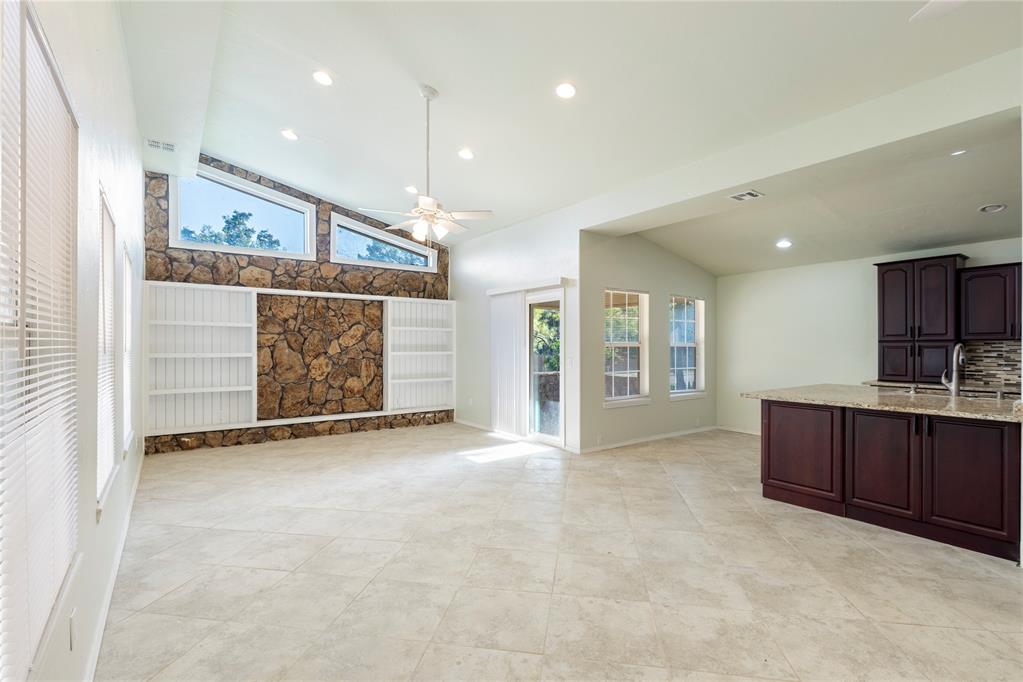 6316 W Hefner Road Property Photo 11