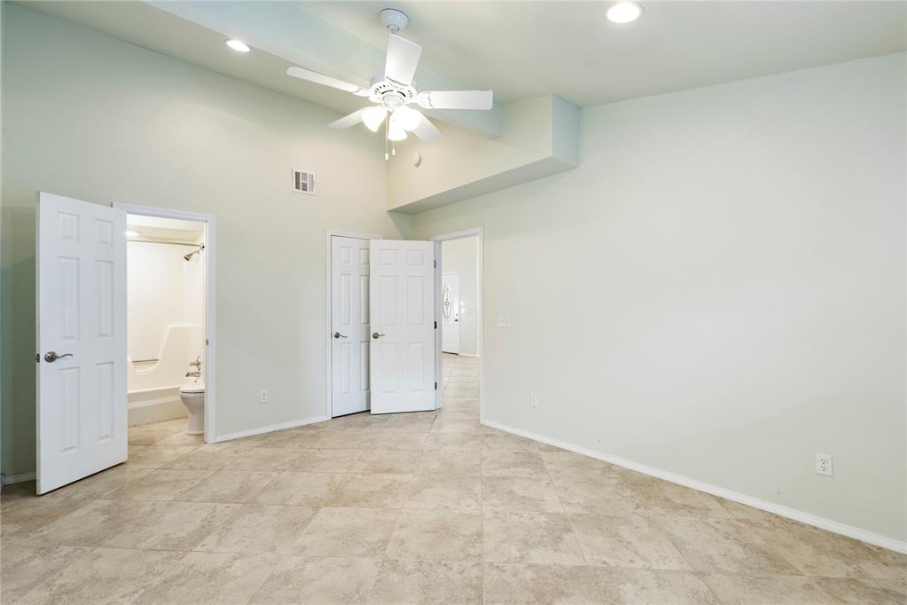 6316 W Hefner Road Property Photo 20