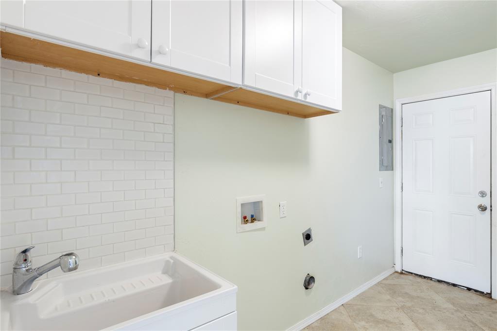 6316 W Hefner Road Property Photo 29