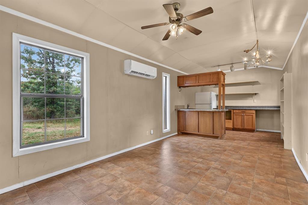 6780 Woods Acres Drive Property Photo 16