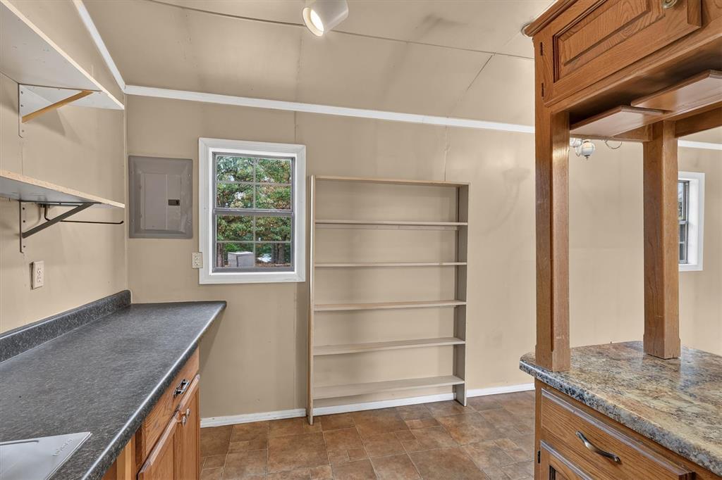 6780 Woods Acres Drive Property Photo 20