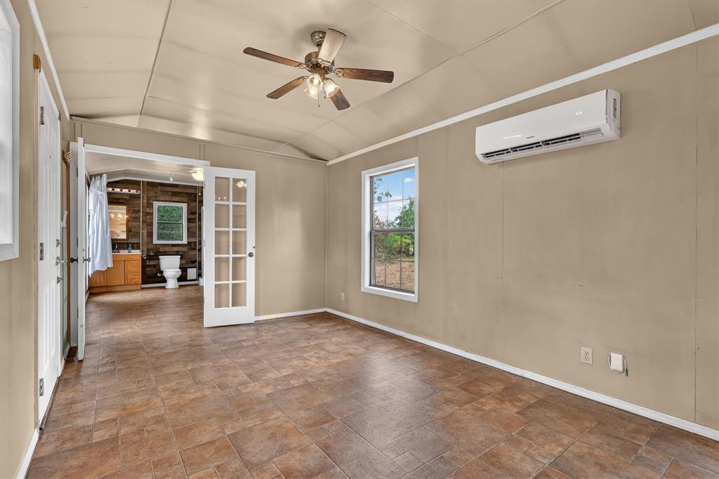 6780 Woods Acres Drive Property Photo 22