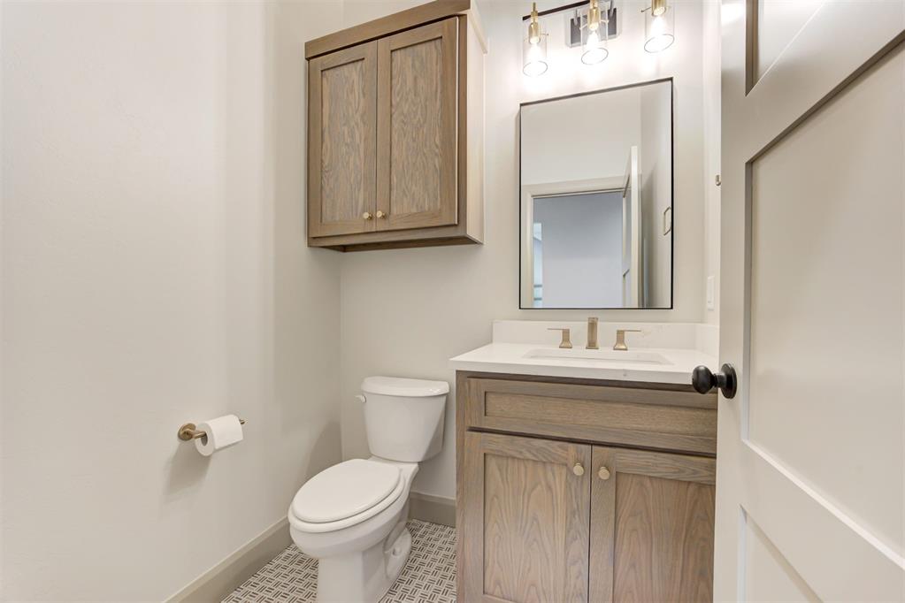 8060 Sacred Forest Property Photo 43