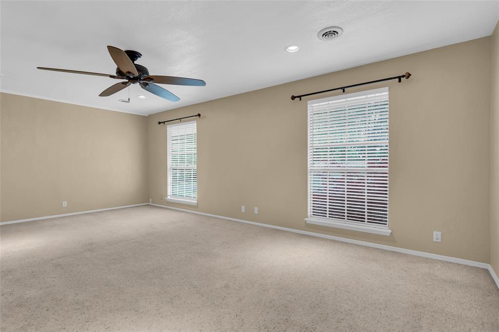 2400 Woodleaf Court Property Photo 26