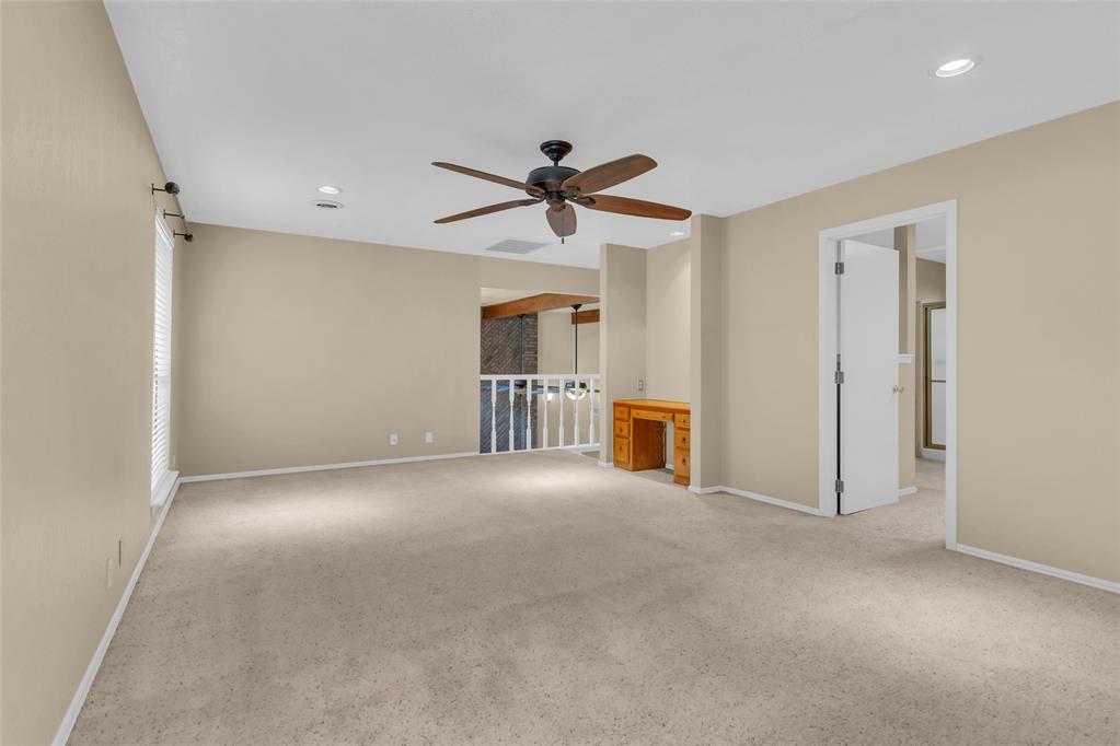 2400 Woodleaf Court Property Photo 28
