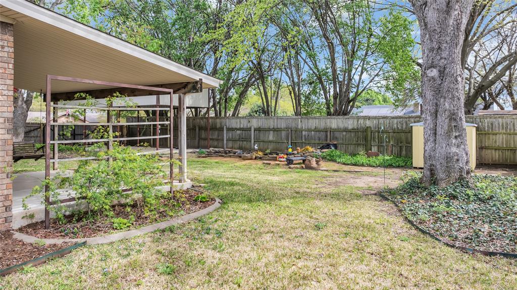 2400 Woodleaf Court Property Photo 35