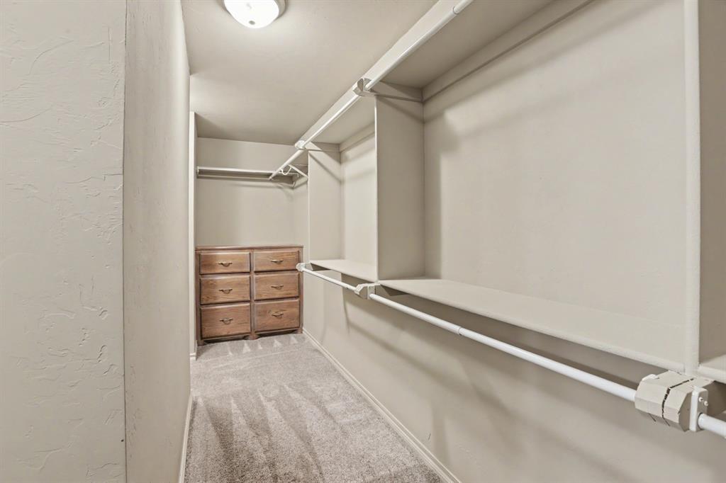 400 S Chardon Drive Property Photo 17