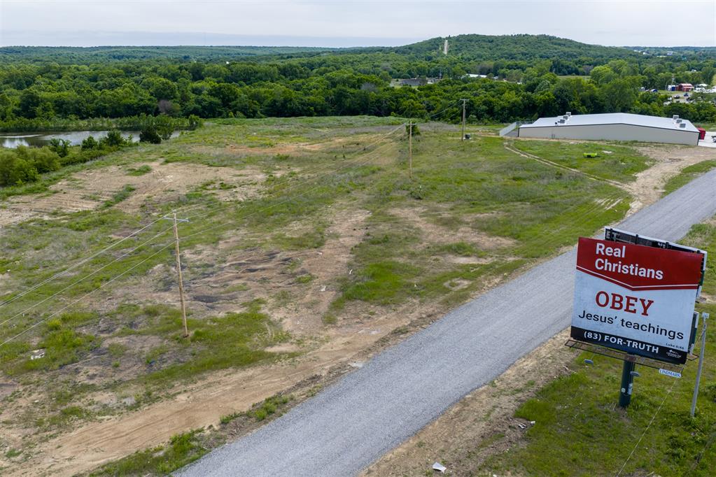 W 75 Highway Property Photo 4