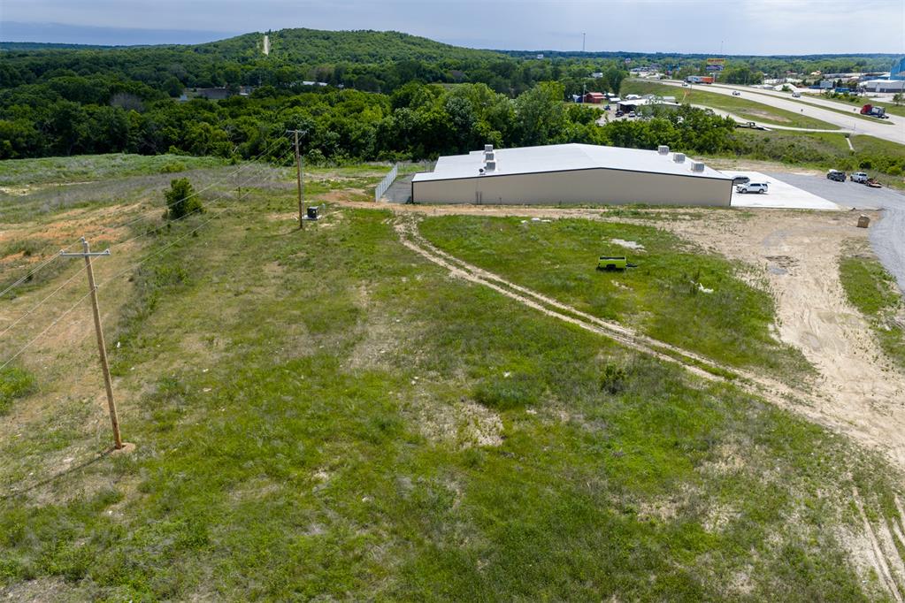 W 75 Highway Property Photo 10